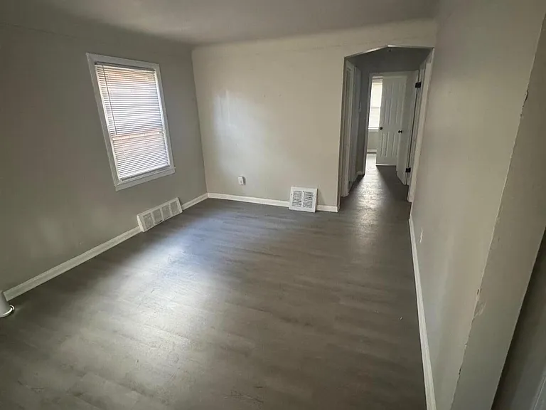 14854 Ohio St — Photo 2