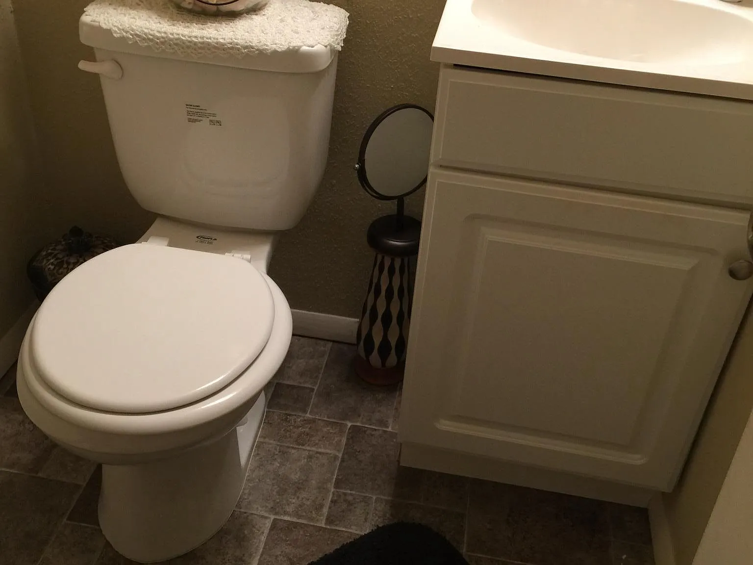 4 bed, 1.5 bath, 1600 sqft, $1,890 — Photo 4
