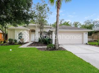 479 Carriage House Ln, Tarpon Springs, FL 34688