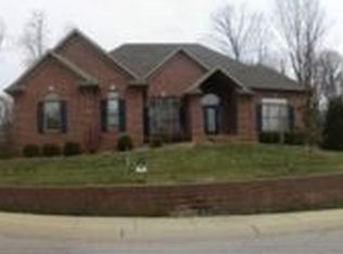 6588 River Ridge Dr, Newburgh, IN 47630