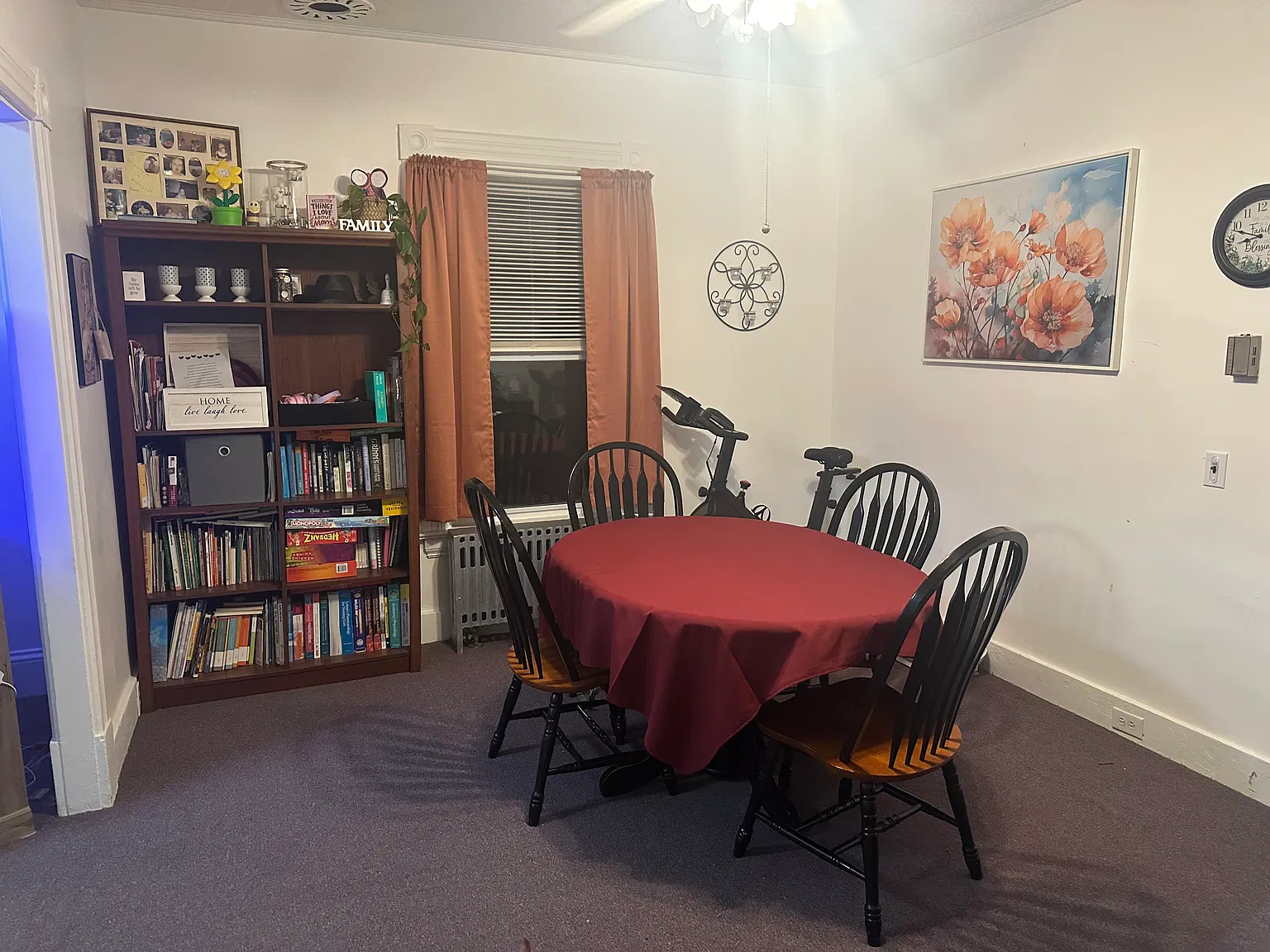 3 bed, 1.5 bath, $1,800 — Photo 3