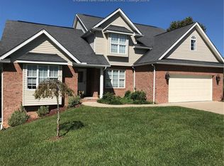 78 Rockcrest Dr, South Charleston, WV 25309