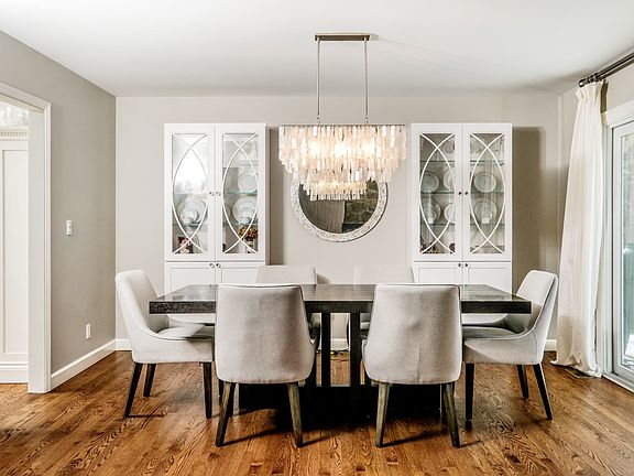 4th image of 22 Cypress Point Dr