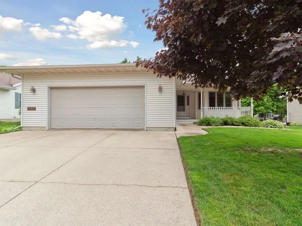 324 West Milwaukee Street, Stoughton, WI 53589