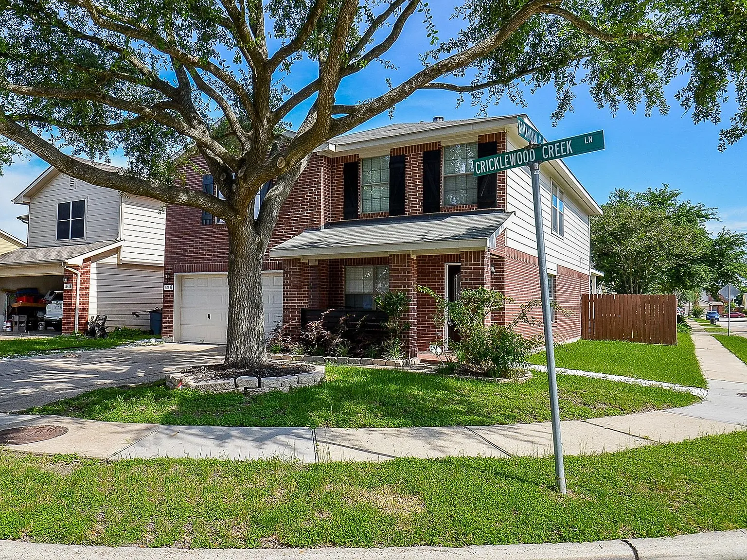 6 bed, 3.0 bath, 2720 sqft, $2,450 — Photo 4
