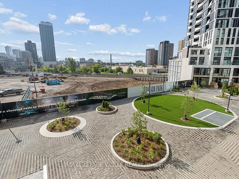 15 Wellington St S #1204 — Photo 35