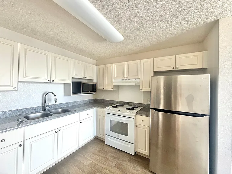 801 South St #2107 — Photo 4