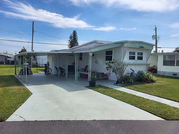 2nd image of 72 Violet Ln