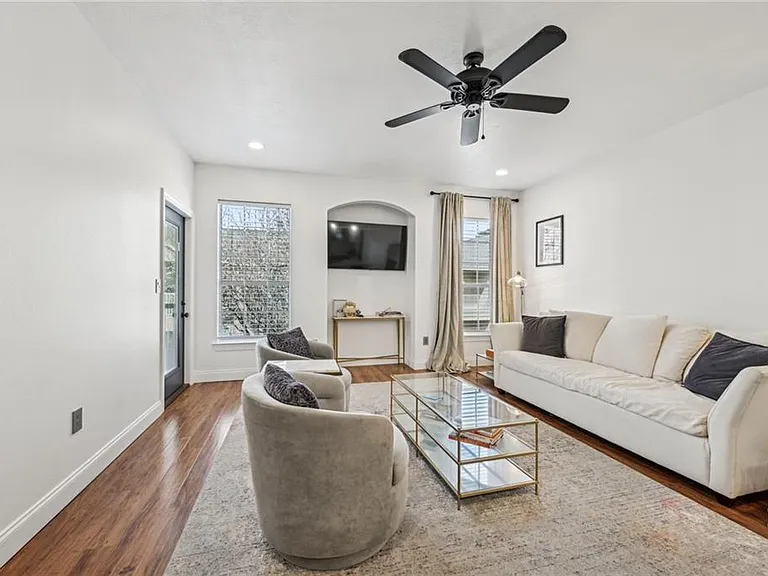 507 Spartan Dr #4203 — Photo 3