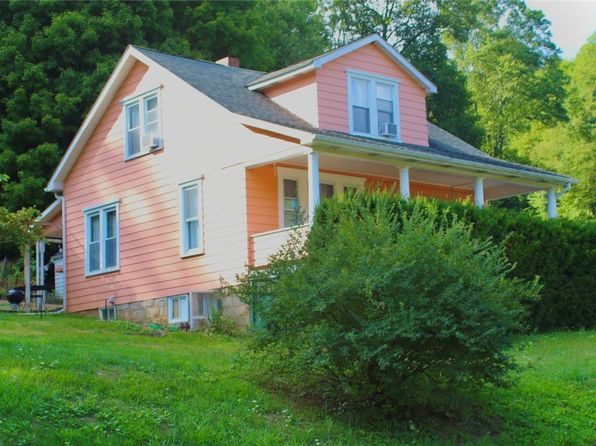 1119 Indian Creek Valley Rd, Indian Head, PA 15446