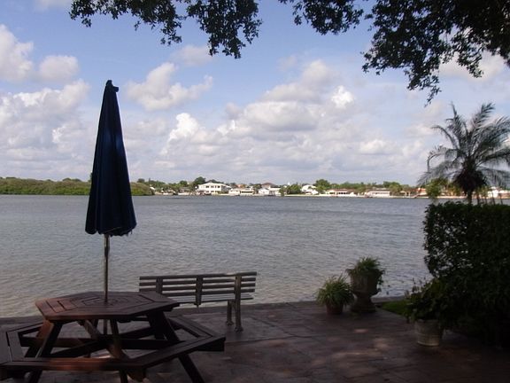 3rd image of 1847 Shore Dr S APT 319