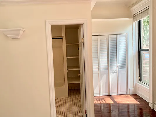 Rented by A P Realty Group NY LTD | media 16