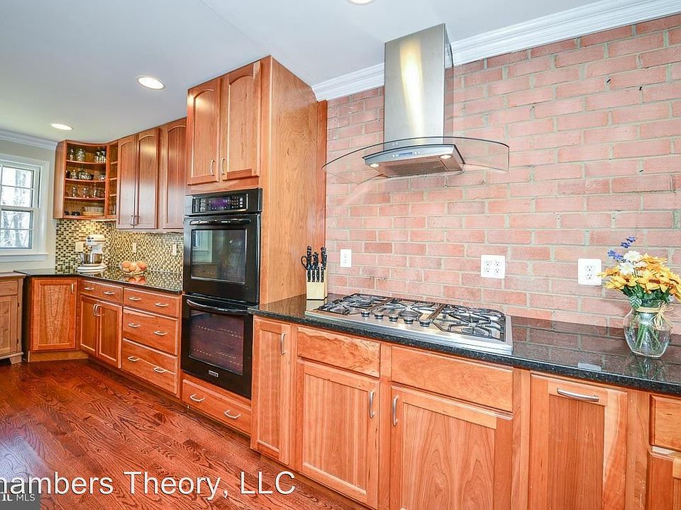 1st image of 4145 Lenox Dr