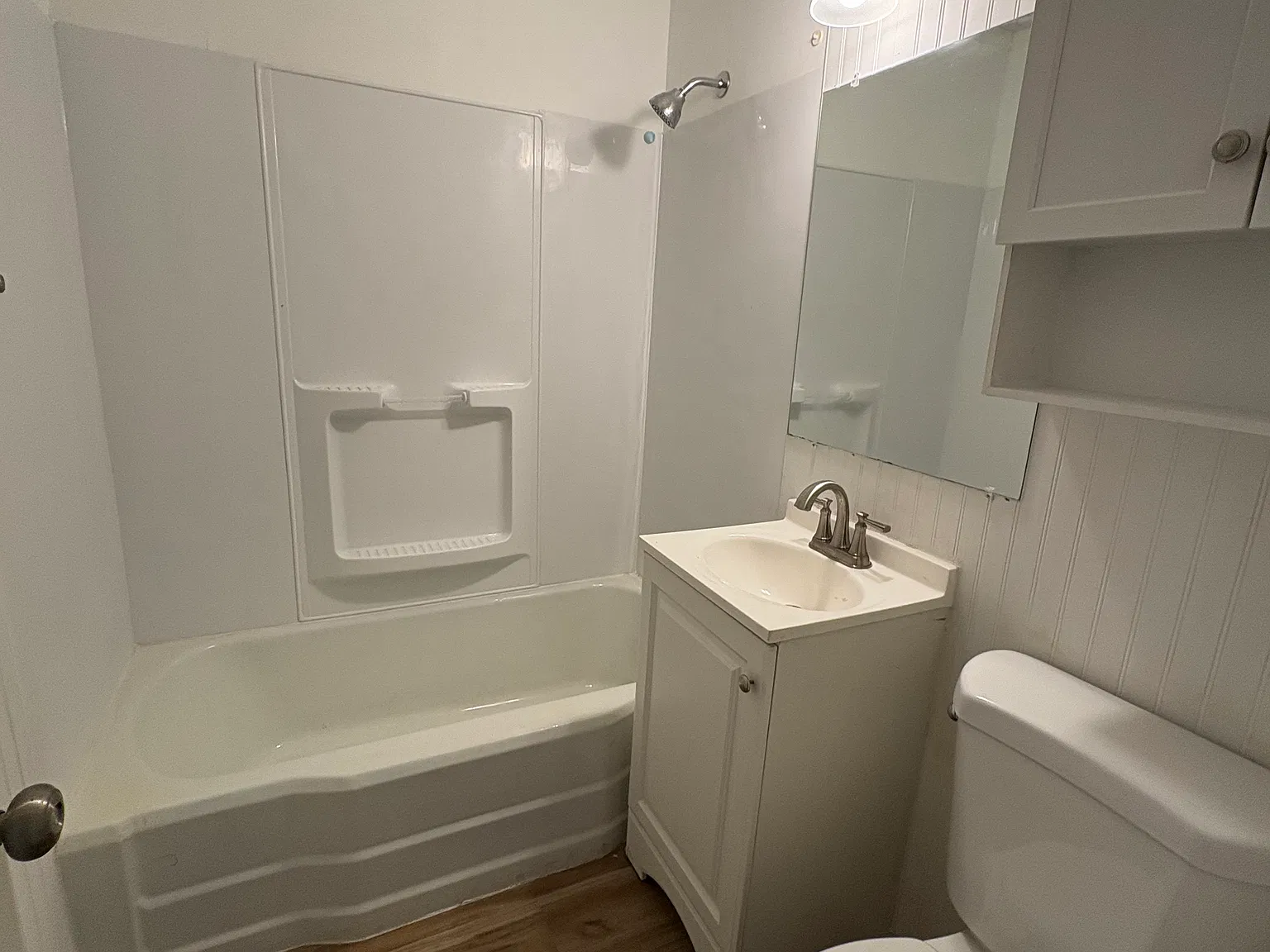 2 bed, 950 sqft, $995 — Photo 1