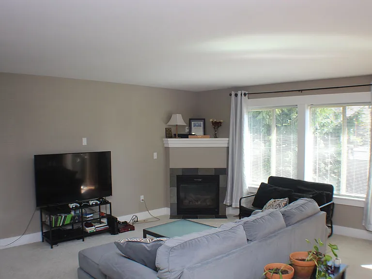 460 Harvest Edge Pl — Photo 2
