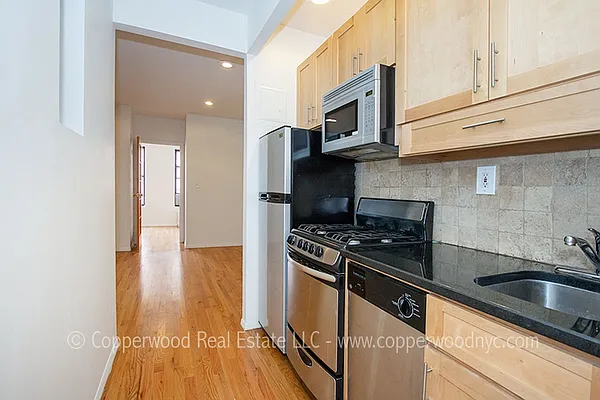 Rented by Copperwood Real Estate | media 15