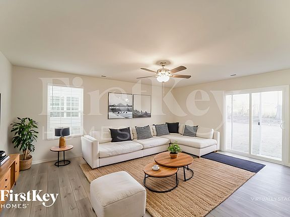 4th image of 381 Hollingswood Dr