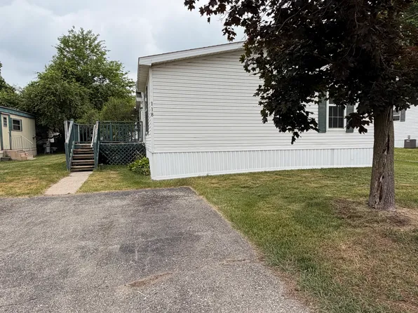 118 Hosner Dr #118, Oxford, MI 48371