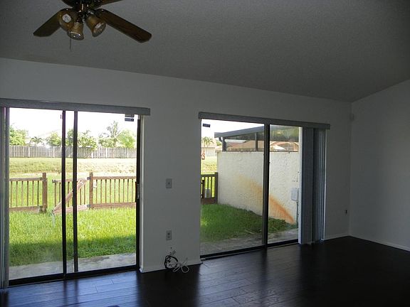 4th image of 10865 NW 30th Pl