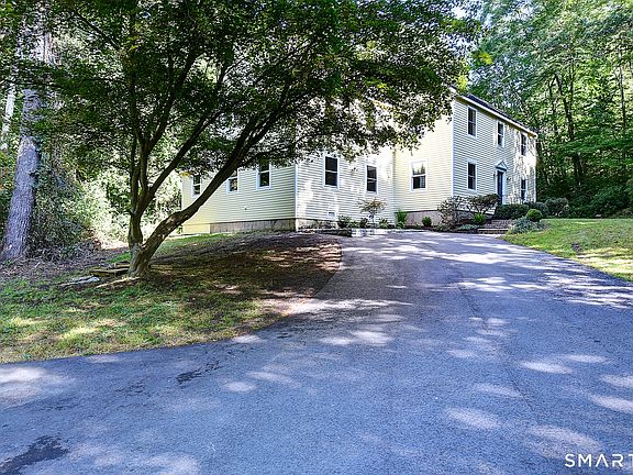 3rd image of 61 West Road