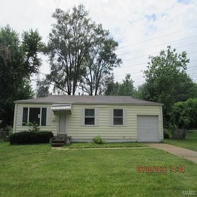 1st image of 744 Kelvin Dr