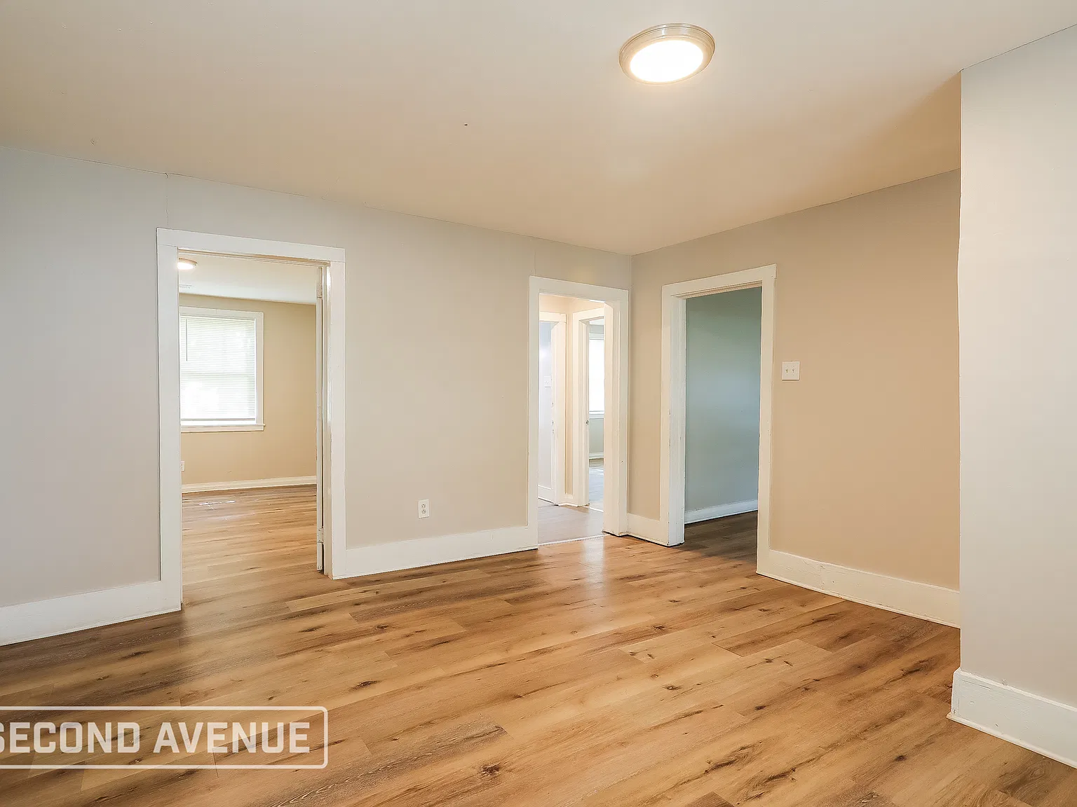 3 bed, 1.0 bath, 1134 sqft, $895 — Photo 4