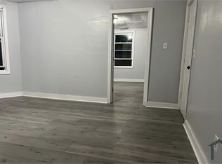 104 Norfolk St APT 1, Worcester, MA 01604