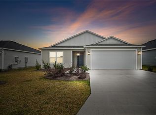 7661 Rutherford Ln, Okahumpka, FL 34762