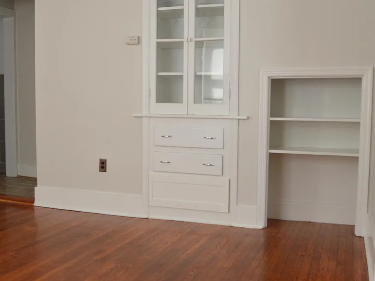 18-20 Somerville Rd #1 — Photo 9