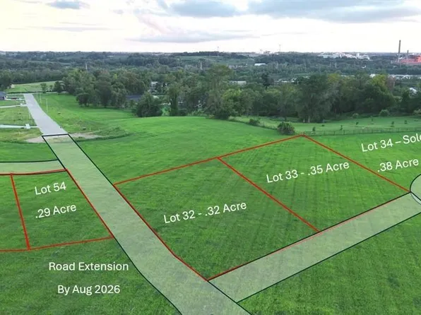 33 Kestrel Hts, Cedar Rapids, IA 52403