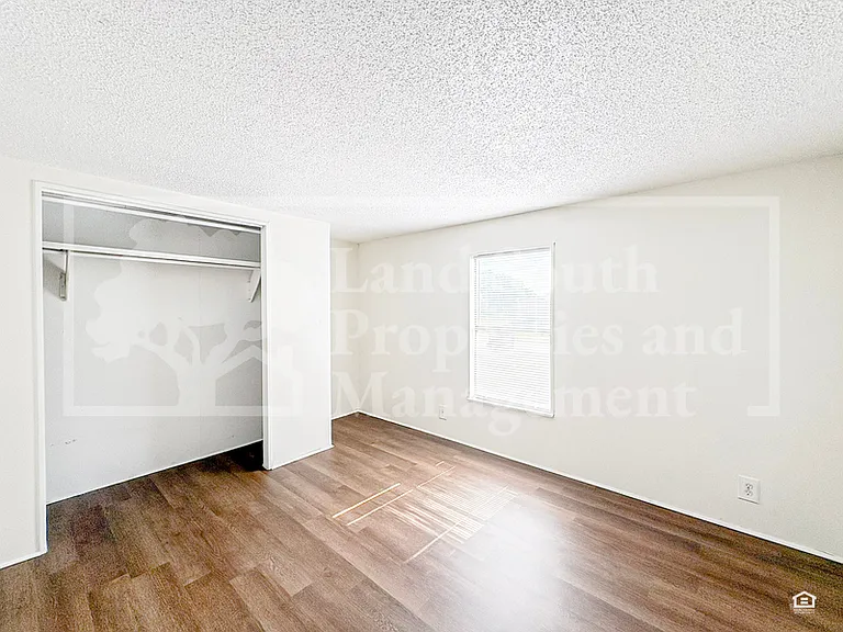 1175 Meadow Lawn St — Photo 13