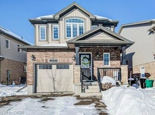 55 Upper Mercer St, Kitchener, ON N2A 4M9