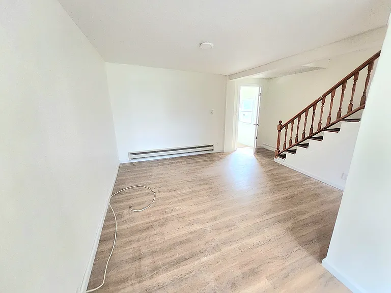 12 Hay St #1 — Photo 8