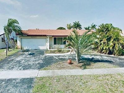 5207 Roosevelt Street, Hollywood, FL, 33021
