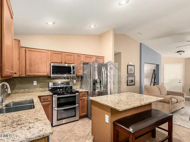 41793 W Sunland Dr — Photo 3