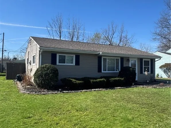 537 Willow Park Rd, Elyria, OH 44035