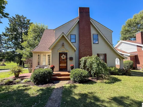 523 S 3rd St, Mayfield, KY 42066