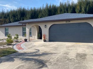 6120 Barnard Rd, Bradenton, FL 34207