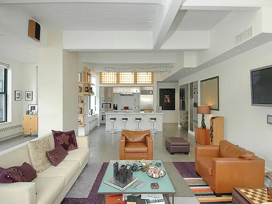 Sold by Sotheby's International Realty | media 21
