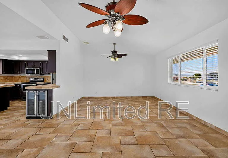 2250 Atlantic Dr — Photo 12