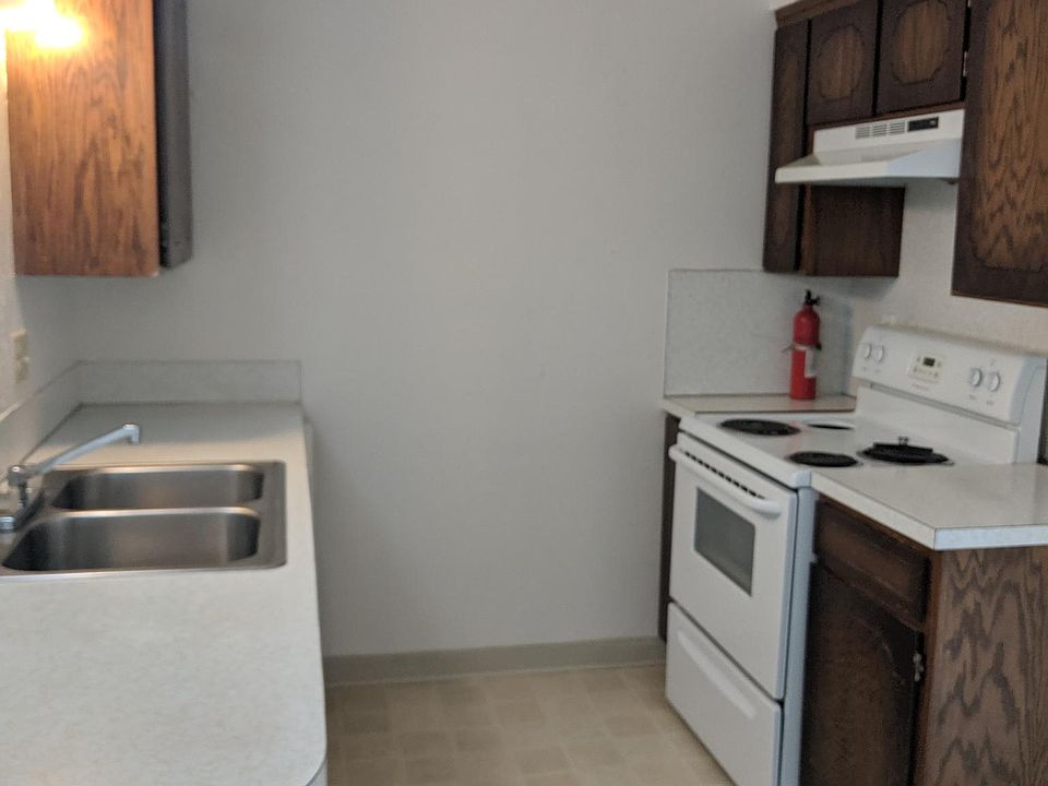 1st image of 730 K St APT 13