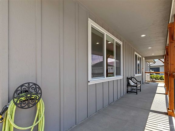5th image of 184 Abram Lane