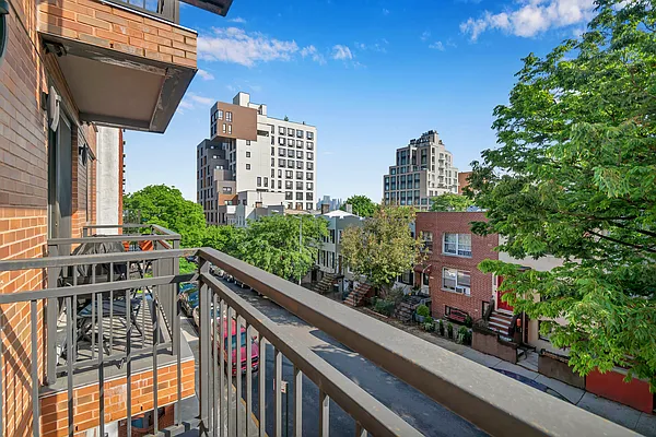 Rented by Corcoran | media 23