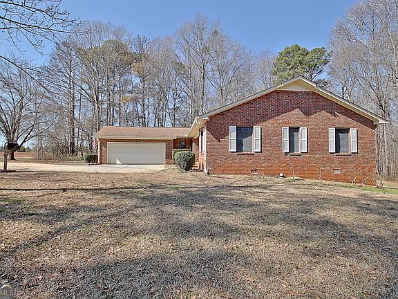 2nd image of 280 Hannah Rd