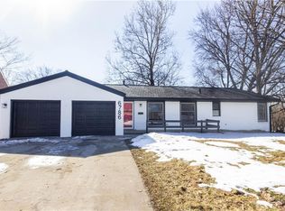 6786 Sunset Ter, Windsor Heights, IA 50324