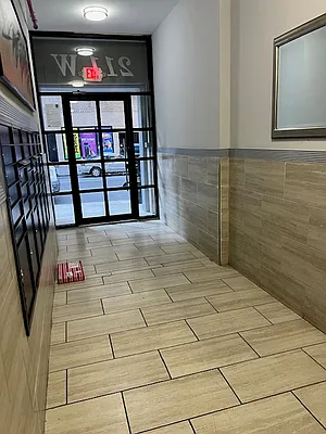 Rented by Manhattan Dwelling Corporation | media 25