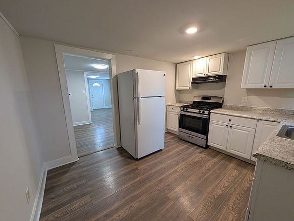 5th image of 417 Lincoln Ave