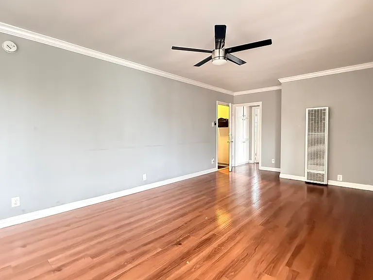 634 N Kingsley Dr #3 — Photo 1