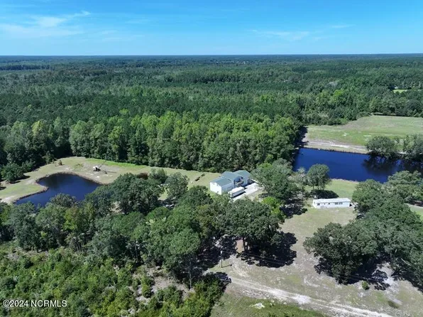 4512 Tobacco Road, Orrum, NC 28369