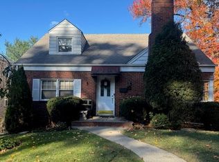 535 Roff Ave, Palisades Park, NJ 07650